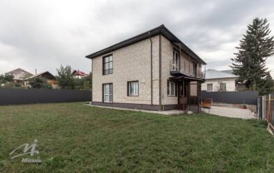 Продается дом 5+ комн.