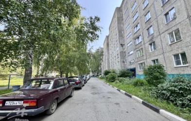 Продается 2 комн.