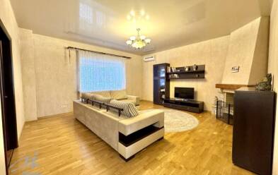 Продается коттедж 4 комн.